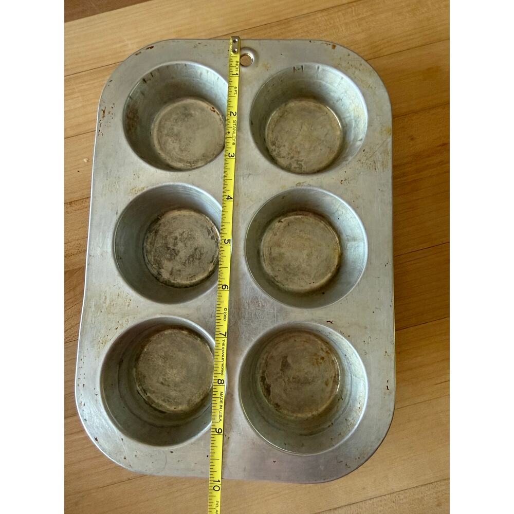 Vintage Worthmore Aluminum 6 cup Muffin Pan - Picture 4 of 5